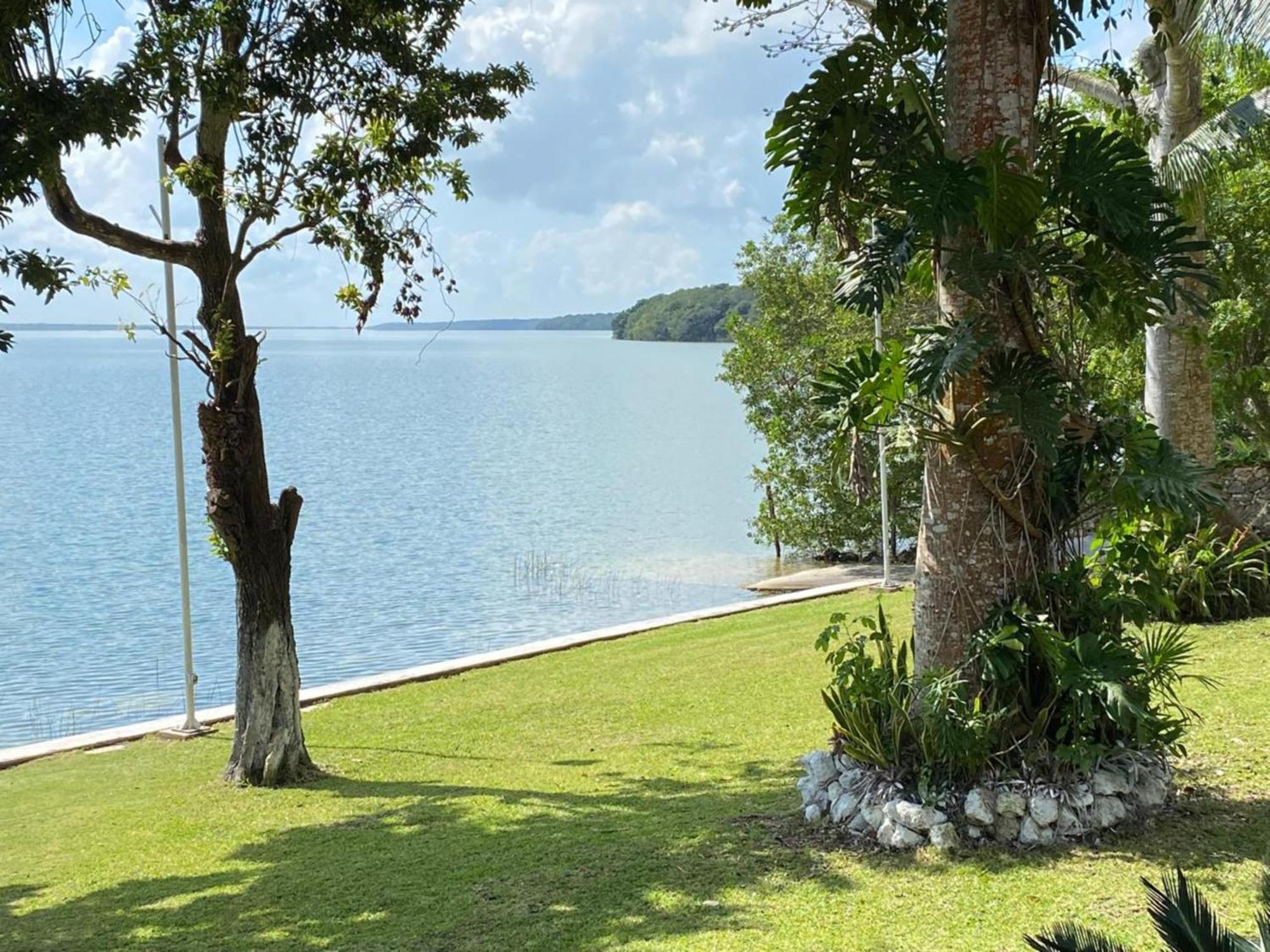 Coras Place Bacalar Lagoon Front Εξωτερικό φωτογραφία
